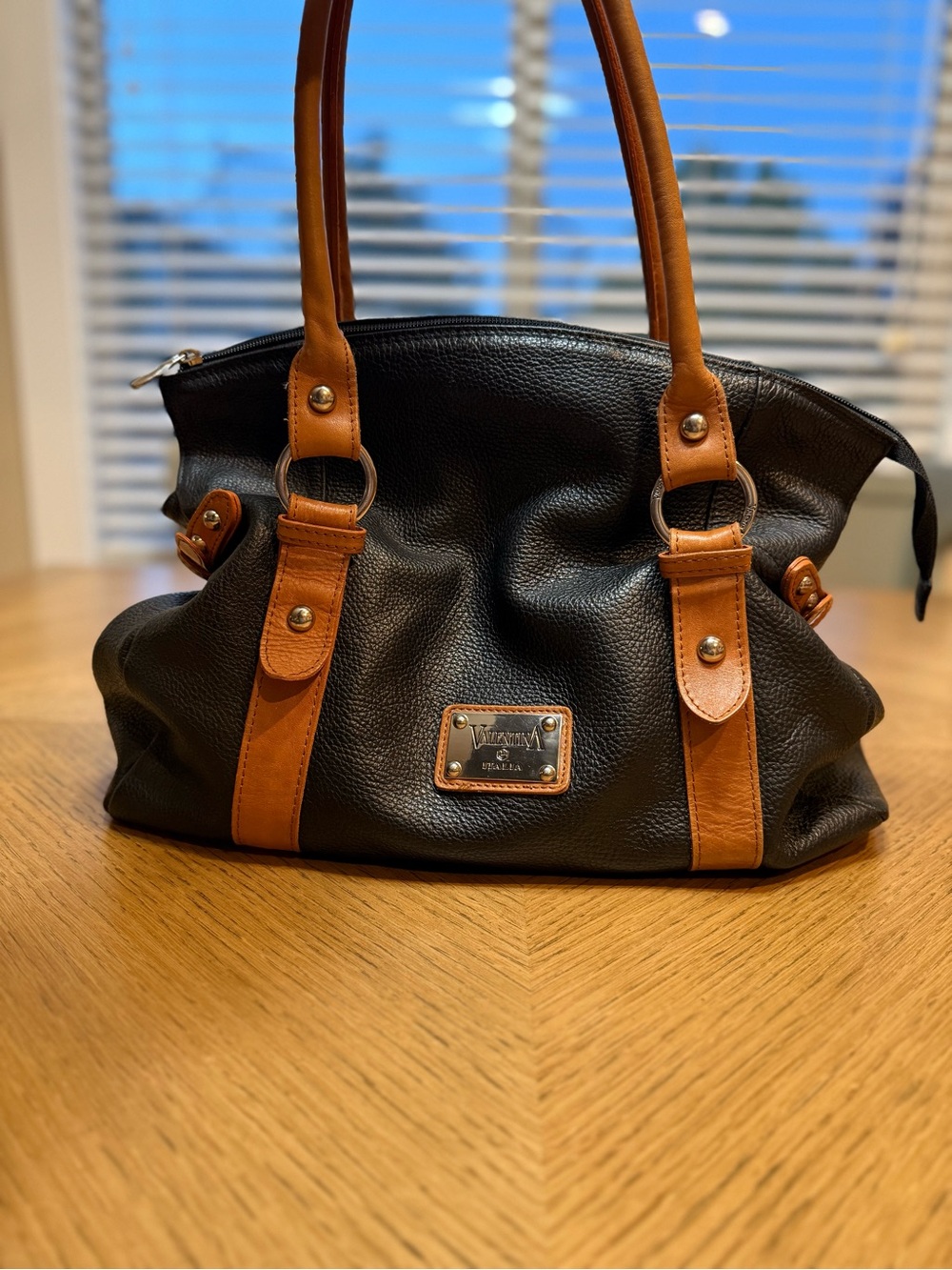 Valentina Italia Large Black & Tan Leather Slouchy Tote Shoulder Bag